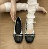 Zapatos Mary Jane estilo francés para mujer, colección otoño 2026, nuevos planos de punta poco profunda con doble hebilla, versátiles bailarinas de tacón bajo para ir al trabajo