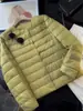 Otoño/Invierno 2026 Cuello Redondo Convertible en V Sencillo Versátil Color Sólido Ligero Cálido Corto Casual Chaqueta de Plumas Abrigo Corto