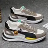 Zapatos de Papá Zapatos para Hombre 2026 Primavera y Otoño Nuevos Casuales Zapatos de Forrest Gump Estilo Coreano de Moda Versátiles Zapatillas Deportivas Zapatos de Estudiante