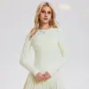 Conjunto Esportivo Caijue para Mulheres, Corte Slim, Top de Yoga de Secagem Rápida, Conjunto de Duas Peças com Saia de Badminton para Fitness de Manga Longa