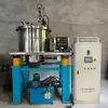 Centrífuga de Filtro Plano Tipo 800 Usada com Carregamento e Descarregamento Automáticos, Centrífuga com Raspador de Puxar para Bolsa Fechada Suspensa