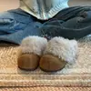 2026 invierno nuevo estilo coreano pata de gato lindas forradas de felpa estilo Birkenstock para mujer elegantes para ir al trabajo sin cordones zapatillas de algodón esponjosas