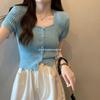 Camiseta Socialite Estilo Coreano da Moda para Mulheres Verão Novo Estilo Hong Kong Retrô Cardigã Tricotado Curto Gola Quadrada Top de Manga Curta Tendência
