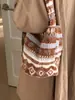 Bolso Cubo de Lunares de Alta Gama Versátil de Gran Capacidad Transfronterizo 2026 Otoño e Invierno Bolso Cruzado de Moda Tendencia para Mujer