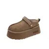 Mules cerrados de suela gruesa para mujer, aptos para usar al aire libre, nuevo modelo otoño e invierno 2026, que aumentan la altura, forrados de felpa, botas de nieve estilo Birkenstock