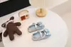 Zapatos de Princesa de Cuero para Niñas 2026 Nuevo Estilo Primavera y Otoño Zapatos de Cristal para Bebé con Pedrería para Vestido de Actuación Elsa Zapatos Individuales