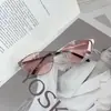 Gafas de Sol Retro Americanas Ojo de Gato para Mujer 2025 Nuevas de Alta Gama para Viaje Anti-UV para Rostros Cuadrados y Redondos
