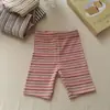 Roupas de Verão para Meninas Shorts Bebê Estiloso Personalidade Infantil Tendência Calças de Comprimento Médio Patchwork Cor Listras Arco-íris Ciclismo Calças Base de Cinco Pontos