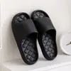 Novas Chinelos de Casa de Verão Qida Shun, Chinelos de Casal para Casa e Interior, Sandálias Leves de Espuma Eva Atacado