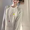 Camiseta de Manga Larga con Diseño de Empalme a Rayas de Color Contrastante para Mujer 2025 Nuevo Casual Holgado Estampado Que Reduce la Edad Cuello Redondo