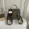 Mochila Estilo Universitario Retro para Mujer 2026 Nueva Tendencia Bolso de Hombro Versátil Bolso Casual para Estudiantes y Viajes