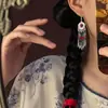 Aretes de Estilo Exótico de Venta Caliente Retro Literario Clásico Dignificado Ganchos para la Oreja Versátil Hueco Moda Borla Colgantes
