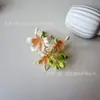 3 cabezas de flores artificiales de lirio de rocío, kit de materiales para manualidades, accesorios para el cabello, coronas de flores, accesorios para decoración de paredes, venta al por mayor transfronteriza.