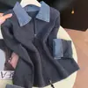 Cárdigan de punto con cuello, manga larga, patchwork de mezclilla y doble cremallera para mujer, nuevo estilo otoño e invierno, suéter casual versátil de dos piezas simuladas