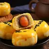 Bolo da Lua Nevado com Recheio de Gema de Ovo, Pão de Café da Manhã com Sabor de Pastelaria, Lanche Famoso na Internet, Lanche de Lazer, Alimentos Especiais Atacado
