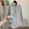 Toma real de principios de otoño de 2026, estilo coreano, de longitud media, corte holgado, algodón puro, a rayas, manga larga, doble bolsillo, con cuello, patchwork, camisa para mujer