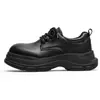 Novos Sapatos Casuais de Couro Masculino Sapatos Derby Aumentadores de Altura para Casal Sapatos de Couro Masculino de Verão Respiráveis Moda Versátil