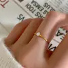 Zircônio de Quatro Cores, Muito Fino, Mini Diamante, Anel Fino, Aço Titânio Banhado a Ouro 18K, Anel Personalizado da Moda Ins para Mulheres