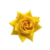 Rosas de terciopelo artificiales de cuatro esquinas de colores Decoración de cabeza de coche de boda DIY Adorno pequeño Decoración de caja de regalo Flores artificiales