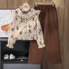 Conjunto para Niñas Comercio Exterior Ropa Infantil 2026 Primavera Nueva Moda Camisa de Manga Larga con Estampado de Encaje y Pantalones de Pierna Ancha Conjunto de Dos Piezas