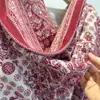 Bufanda Triangular de Otoño e Invierno Nueva Transfronteriza Más Vendida Flor de Anacardo Retro Imitación Cachemira Moda Retro Versátil de Gama Alta para Mujer