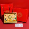 Nuevas piezas de exhibición de pasteles de luna del Festival de Medio Otoño de oro puro 999, con el tema de una hermosa luna y flores, perfectas como regalos festivos para familiares y amigos