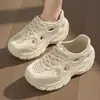 Sapatos Furados Tênis Chunky Feminino Tênis Esportivo Casual Sapatos de Lona Femininos Sapatos Aquáticos Femininos Sapatos de Praia Sapatos de Wading de EVA Sandálias