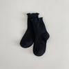 2024 Nuevos Calcetines de Otoño e Invierno para Niños Color Caramelo Estilo Coreano Calcetines de Media Caña de Doble Aguja y Doble Camino con Volantes para Niñas Venta al por Mayor