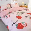 Juego de Ropa de Cama Pequeño Fresco de Cuatro Piezas Algodón Lavado Amigable con la Piel Cepillado para Cama de Estudiante Sábanas Funda Nórdica Juego de Tres Piezas Venta al por Mayor