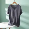 Camiseta fina de modal con cuello en V y manga corta, con copas en el pecho, longitud extendida, talla grande para mujer, top que cubre la cadera, camiseta base lisa de manga corta