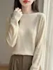 Camisa de manga larga fina para mujer estilo coreano, otoño e invierno, para llevar por dentro, sensación de top pequeño, lista para usar, textura versátil, raya espiga, beige