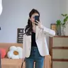 Blazer corto de otoño para personas petite, elegante y versátil, adelgazante, blazer pequeño estilo coreano, moderno y casual