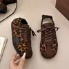 Zapatos Casuales de Moda Nuevos de Caña Baja Bloques de Color con Cordones 2026 Zapatos que Aumentan la Altura Zapatillas de Entrenamiento Forrest Gump para Mujer Otoño Retro Tabla