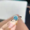 Anillo de apatita natural alta calidad alta calidad apatita piedra principal tamaño: Plata de ley 925 chapada en oro blanco de 5*5 mm
