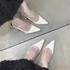 Zapatos de mujer de punta fina con plataforma, estilo francés, modernos y versátiles, modelo nuevo 2026, zapatos planos de corte bajo versátiles para el trabajo