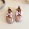 Zapatos Planos para Niñas 2025 Primavera/Otoño Nuevos Moda Estilo Coreano Suela Suave Zapatos de Princesa para Niños Niña Bebé Zapatos Pequeños de Cuero