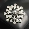 Nuevo Exquisito Broche de Copo de Nieve Tridimensional de Doble Capa Incrustado con Piedras y Broche Floral de Perla Negra Accesorio para Mujer