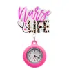 Lindo Dibujo Animado Brillante Elástico Pinza para Insignia de Enfermera Doctor Reloj de Bolsillo de Hospital Reloj de Pecho Pinza Telescópica Reloj para Colgar