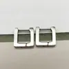 Brincos geométricos de aço titânio direto da fábrica, múltiplos estilos disponíveis, unissex, brincos e tarraxas versáteis em estoque
