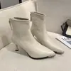 Botines Cortos de Punta para Mujer 2026 Nuevo Llegado de Otoño Botas Estrechas de Nicho para Usar con Faldas Estilo Francés Elegantes de Tacón Fino Tacón Alto Botas de Moda