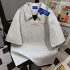 Camiseta de manga curta com gola polo, design estilo coreano, falsa peça dupla, para homens e mulheres, verão, marca moderna, solta, modeladora, top para casal