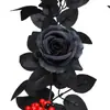 Hoja de Rosa Negra de Ratán Transfronteriza Amazon Halloween Hogar Decoración Negra Arreglo Hoja de Rosa Artificial de Ratán