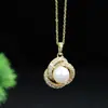 Conjunto de Perlas de Agua Dulce, Doble C de Lujo Ligero Incrustado con Micro-Piedras, Deslumbrante y Exquisito, Conjunto de Perlas Personalizado de Alta Gama en un Diseño Estilo Chanel