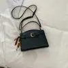 Bolso Pequeño para Mujer 2026 Estilo Nuevo, Elegante y Retro, Bolso de Hombro y Cruzado Transfronterizo Primavera y Verano, Moderno