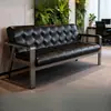 Conjunto simples de sofá e mesa de centro para escritório comercial, espesso e durável, adequado para recepção e sala de espera, sofá de couro de três lugares com estrutura de aço