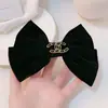 Pinza para el pelo retro francesa estilo Chanel negro para mujer, pinza para el pelo para recogido en la parte trasera de la cabeza, tocado, pinza de tiburón de terciopelo elegante de celebridad de Internet