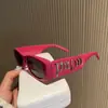 Gafas de Sol Rosas Europeas y Americanas Transfronterizas para Hombres y Mujeres, Gafas de Sol de Montura Pequeña a la Moda, Gafas de Sol Personalizadas de Alta Gama Anti-UV