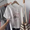 Camiseta de Manga Corta con Cuello Redondo y Estampado de Letras de Corazón Estilo Coreano para Mujer, Top Versátil de Verano Holgado Adelgazante con Hombros Normales para Mujer