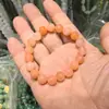 Pingente Flor de Pessegueiro de Jade Seda Dourada de Xinjiang Presente para Namorada, Metade Rosa Metade Branco, Item de Presente Flor de Gelo, Escultura Exquisita