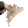 Presilha de Cabelo Feminina Grande de Tubarão com Borboleta de Strass, Pérola Rosa e Franja